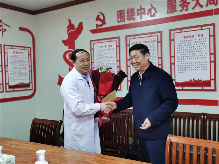 市政協(xié)主席孫同占慰問市級拔尖人才劉敬炳