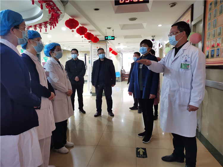 牛年首個工作日，市中醫(yī)院開啟“奮斗模式”