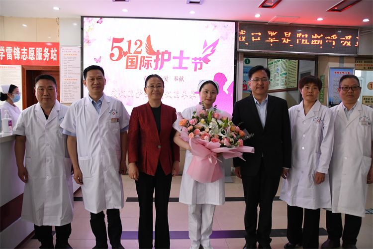 “我們的護士，我們的未來”市衛(wèi)健委領導慰問我院優(yōu)秀護士代表